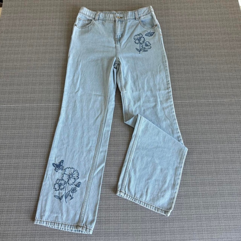 Thereabouts light blue jeans with floral embroidery